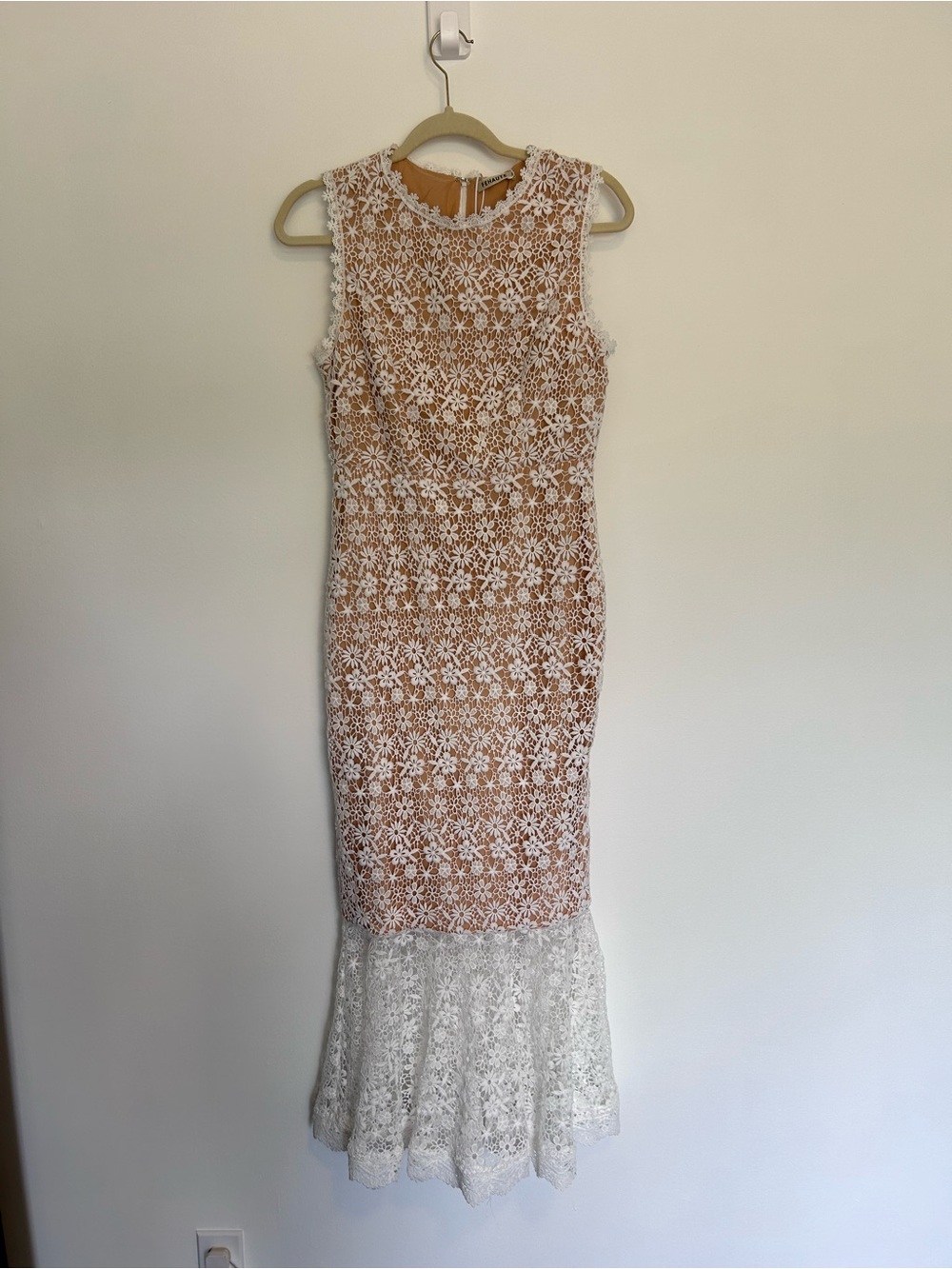 NWT Fehaute Lace Midi Dress | Size US 4